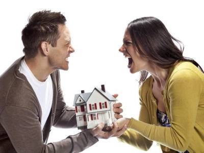 Можно ли разделить подаренную в браке квартиру между супругами после развода