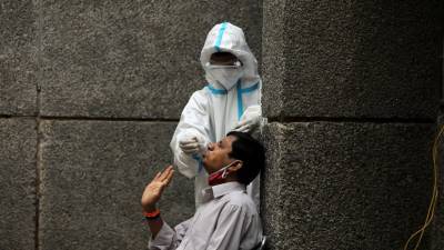 В Индии за сутки зафиксировали более 50 тысяч случаев коронавируса