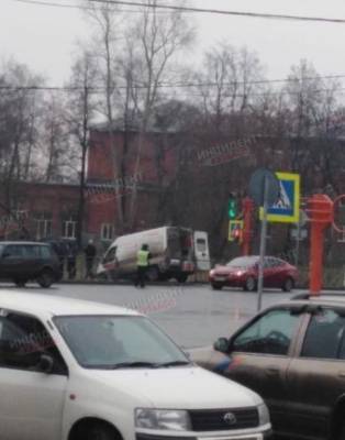 Стали известны подробности ДТП с автомобилем скорой помощи в Кемерове