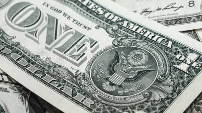 Курс доллара падает в преддверии итогов президентских выборов в США