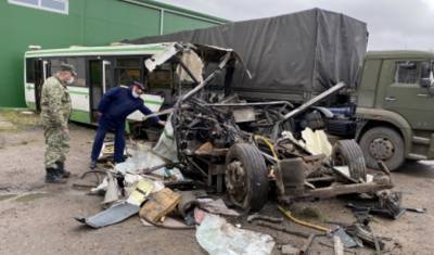 Водителя автобуса заподозрили в умышленной аварии со смертельным исходом в Новгороде