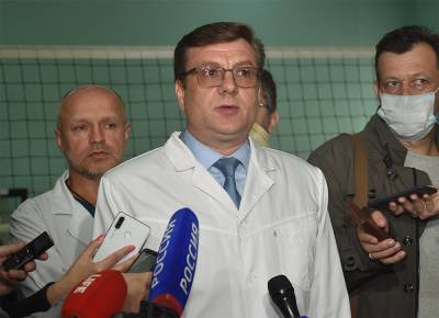 Главврач омской больницы, куда попал Навальный после отравления, стал главой местного минздрава