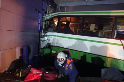 Водитель автобуса в Новгороде мог умышленно устроить смертельное ДТП
