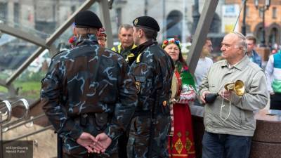 Белорусский ОМОН задержал несколько десятков человек в Минске