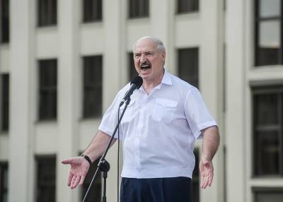 Лукашенко объявил о превращении Белоруссии в ядерную державу