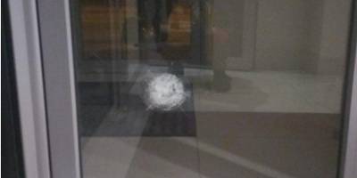 В Харькове обстреляли почетное консульство Азербайджана, МИД страны отреагировал на инцидент