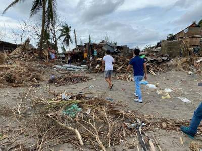 Ураганы, наводнения и смерчи: многие страны накрыла стихия