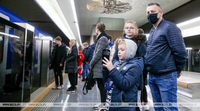 ФОТОФАКТ: Новые станции метро открылись для пассажиров