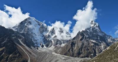 В воздухе Гималаев найдены «смолы», ускоряющие таяние ледников