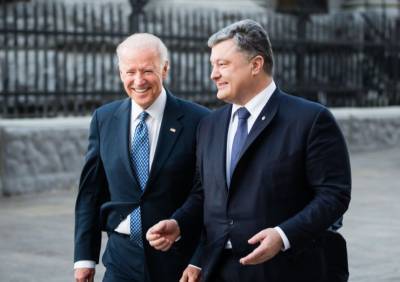 "Украине повезло": Порошенко поздравил Байдена с победой на выборах