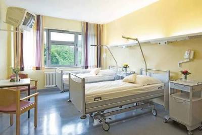 Германия: Министр предлагает направлять не соблюдающих карантин в закрытые клиники