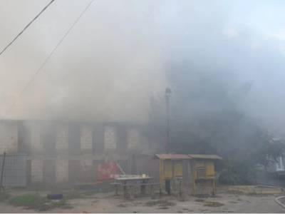 В Николаеве горела постройка: центр города затянуло дымом