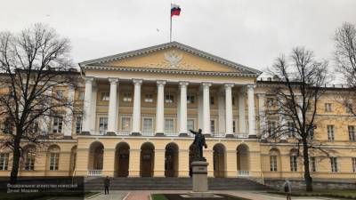 Порядок вручения знака "За заботу о красоте города" изменили в Петербурге