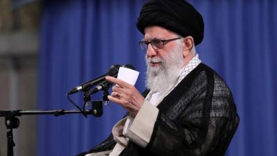 Верховный лидер Ирана назвал «спектаклем» президентские выборы в США