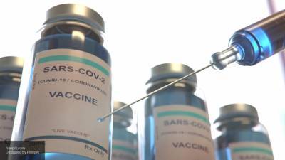 Биолог прогнозирует пик гонки за вакциной от COVID-19 на начало 2021 года