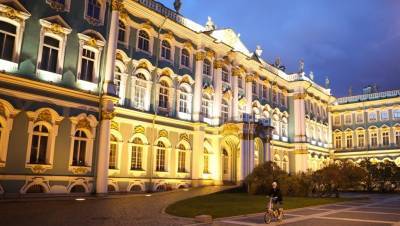 В Петербурге могут отключить ночную подсветку зданий из-за коронавируса