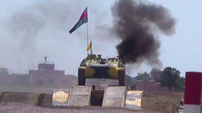 ВС Азербайджана отчитались об уничтожении военной колонны Армении в НКР