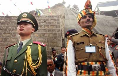 Китай и Индия договорились «проявлять сдержанность» на границе