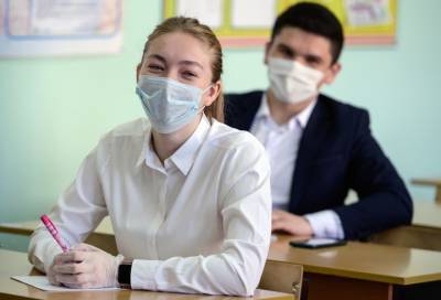 Снова в школу: жителям Ленобласти рассказали, как позаботиться о здоровье детей во время учебы