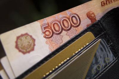 У жителя Ижевска мошенник похитил почти 400 000 рублей со счетов