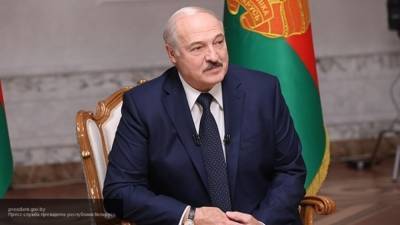 Лукашенко попросил пройти процесс смены поколений достойно