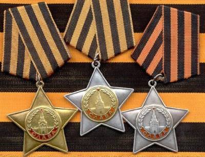 «Орден Славы» по статуту и цвету орденской ленты повторял Георгиевский крест