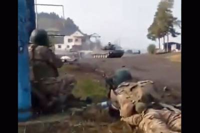 Азербайджанские войска с боем прорвались в город Шуша: видео