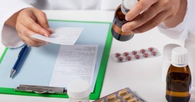 Переход к выписыванию медикаментов по активному веществу позволил латвийцам сэкономить миллионы евро