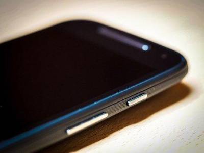 Motorola выпустила на рынок ЕС смартфон с аккумулятором на 6 тысяч мАч