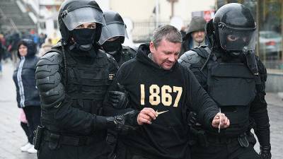 Правозащитники заявили о более 390 задержанных на протестах в Белоруссии