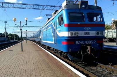 Укрзализныця восстановила продажу билетов в Ужгороде и ряде других станций