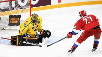 Сборная России по хоккею молодежным составом выиграла Кубок Карьяла