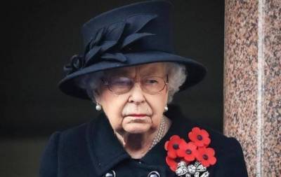 Королевская семья почтила погибших в День памяти павших (ФОТО)