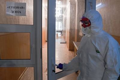 Ученый назвал условие для завершения эпидемии COVID-19 в России