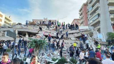 Во время землетрясения в турецком городе Измир не сработали системы предупреждения