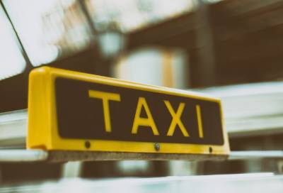 В Ленобласти предложили изменить правила для таксистов