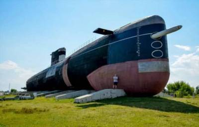 Как советская подводная лодка Б-307 смогла оказаться посреди поволжских степей