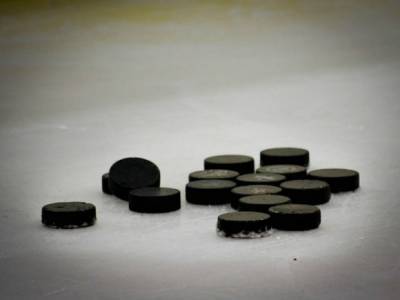 Из-за коронавируса отменили российско-китайский хоккейный матч на льду Амура