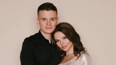 «Я всегда буду рядом»: Беременная невестка Валерии устроила мужу сюрприз - 5-tv.ru