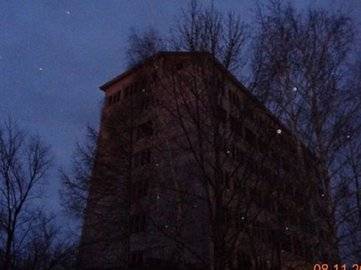 В Башкирии подросток едва не упал с крыши многоэтажного заброшенного здания