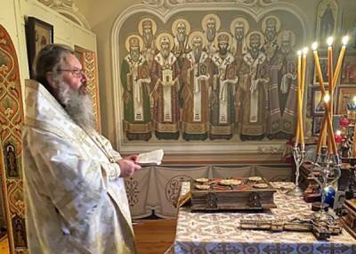 Митрополит Кирилл нарушил самоизоляцию, совершив Божественную литургию в домовом храме Симеона Верхотурского