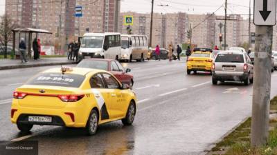 Петербургский таксист нашел в ангаре труп с подбитым глазом