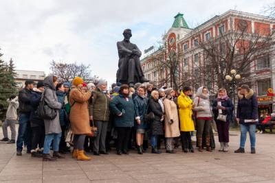 Нижегородцы продолжают протестовать против дистанционного образования