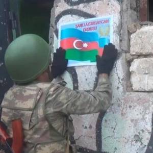 Минобороны Азербайджана заявило об отступлении армянской армии с позиций в Карабахе