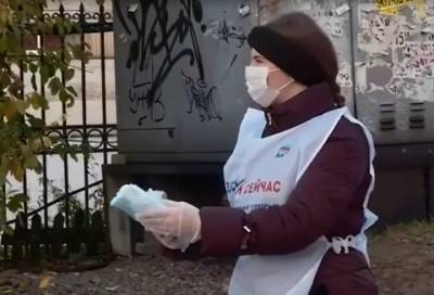Волонтеры раздали 200 тысяч масок в «красной» и «желтой» зонах Ленобласти