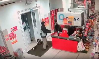 Обстрел фекалиями сотрудников супермаркета «Магнита» устроил обиженный покупатель