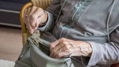 Правительство опровергло информацию о повышении пенсионного возраста