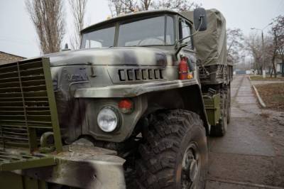 НМ ДНР: Украинский грузовик со снарядами подорвался в Донбассе