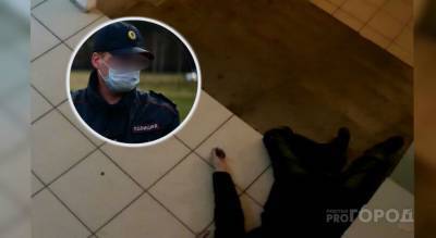 Труп парня в луже крови нашли в общежитии Ярославля