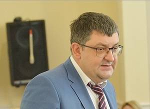 Глава областного департамента Денис Блохин покидает пост